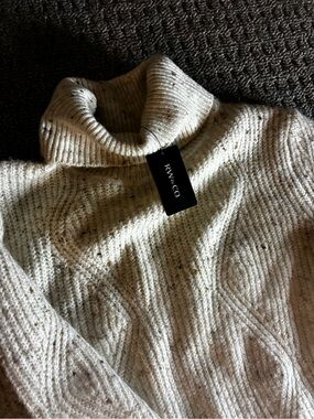 RW&CO. Cream Speckled Cable Turtleneck Sweater